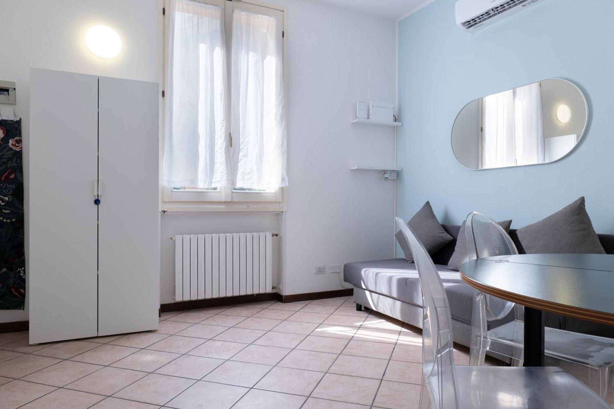 Turati Apartments Bologna Exteriör bild
