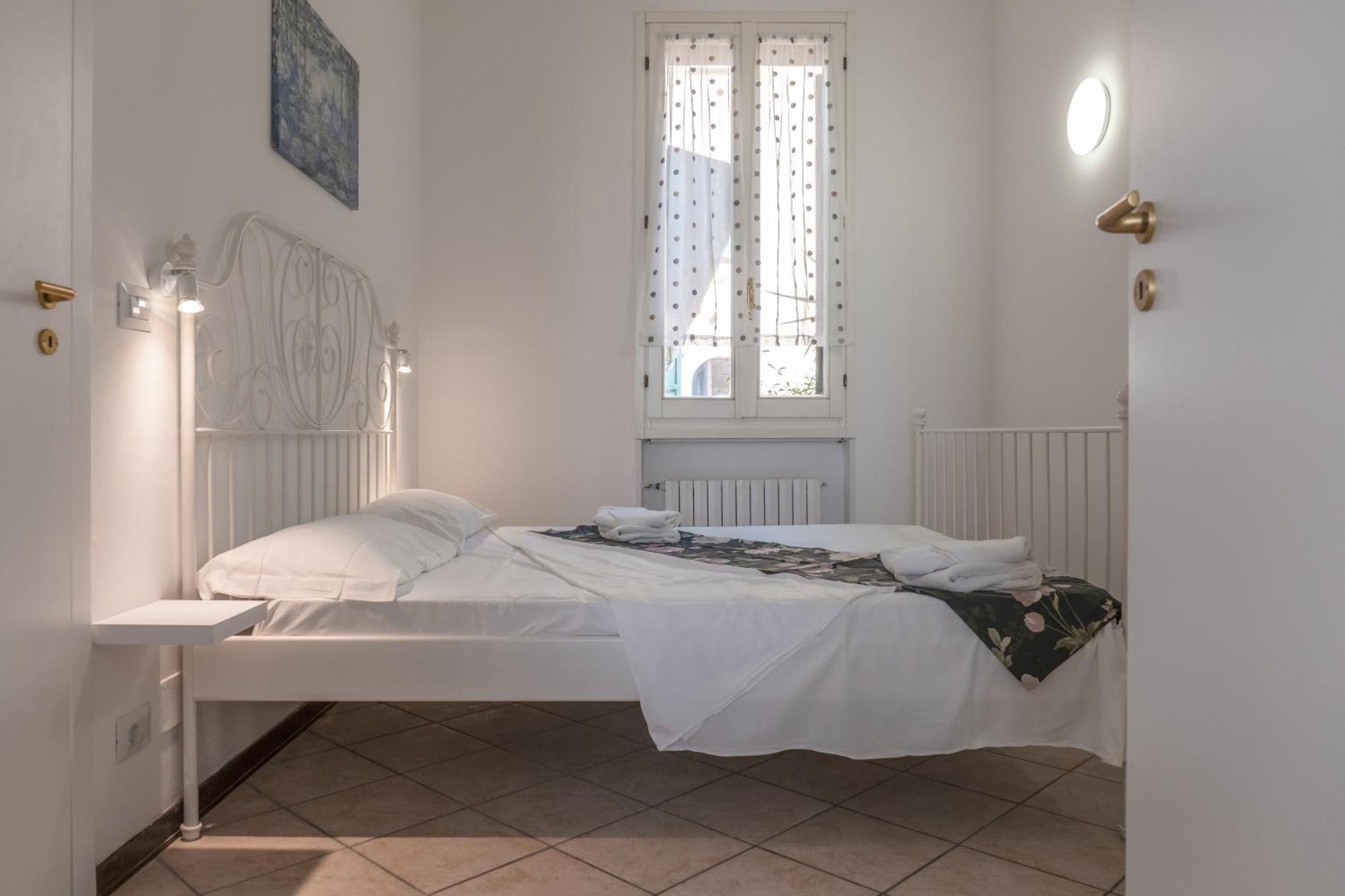 Turati Apartments Bologna Exteriör bild